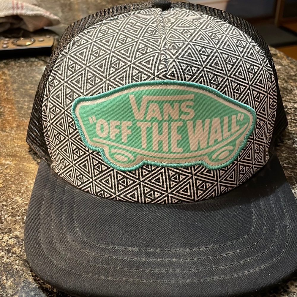 Vans off the Wall hat